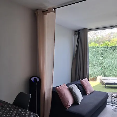 公寓 T2 Bord De Avec Jardin Et Piscine 圣艾格夫