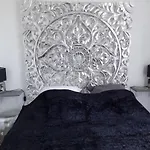 Apartamento T2 Bord De Avec Jardin Et Piscine *
