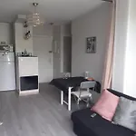 T2 Bord De Avec Jardin Et Piscine Apartamento Saint Aygulf