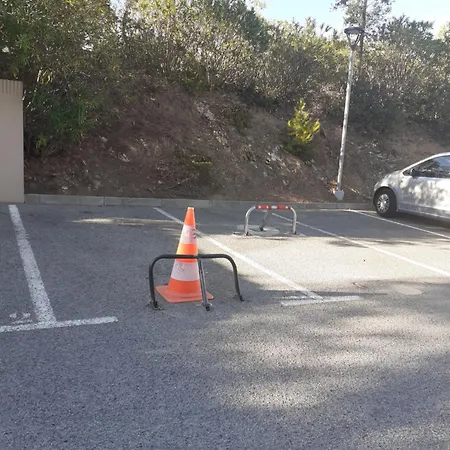 T2 Bord De Avec Jardin Et Piscine Apartmán *