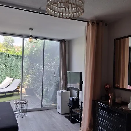 Apartman T2 Bord De Avec Jardin Et Piscine