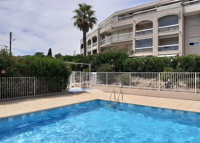 公寓 T2 Bord De Avec Jardin Et Piscine 圣艾格夫